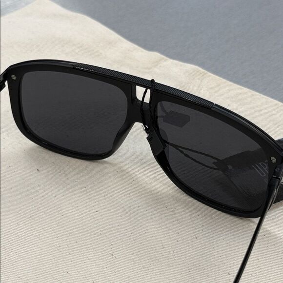 Marc Jacobs Black Sunglasses - Picture 6 of 8